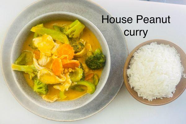 House Peanut Curry