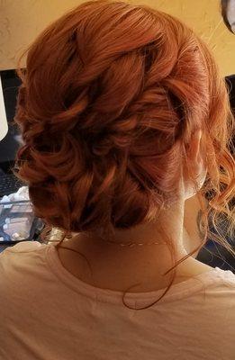 Beautyful updo for any occasion!