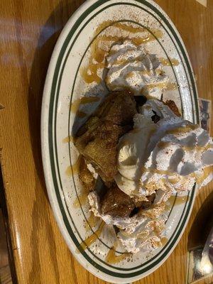 Monkey bread dessert