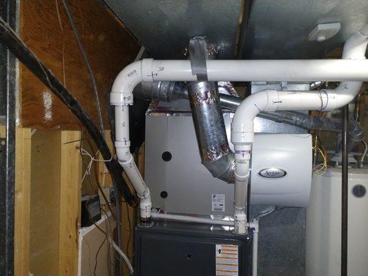 High efficiency furnace, AC and whole house bypass humidifier installation.