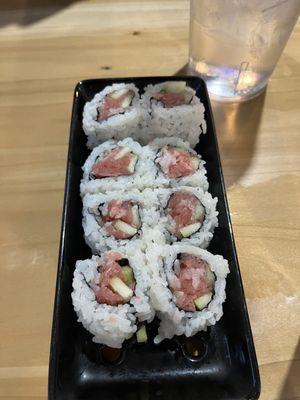 Spicy tuna roll 5/10