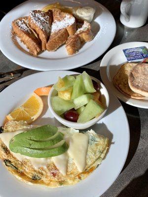 Excellent foooood!  California Omelette and FrenchToast.