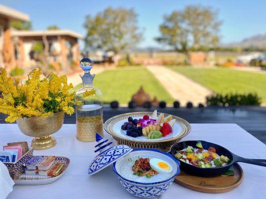 3-Course Breakfast overlooking the vineyard and mountains. Bring a warm coat. It's HELLA cold in the morning.