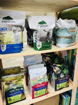 Sherwood Pellets, Selective Naturals Grain-Free Pellets and Oxbow Organic, Essentials and Garden Select