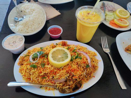 Chicken Biryani, BEAUTIFUL Presentation. A LOT of Food in the portion.!!