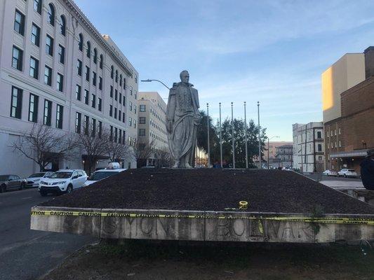 Statue of Simon Bolivar