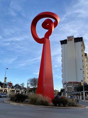 12.27.22 Urban monumental sculptor "Torch of Friendship"