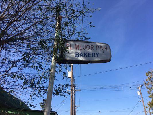 El Mejor Pan Bakery