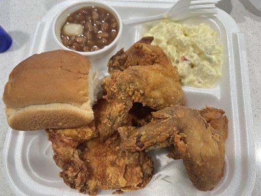 5 pcs white meat with baked beans, potato salad and a roll. So good.