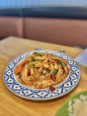 Pad Kee Mao Chicken ($13.95)