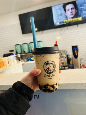 Uni Signature Milk Tea (small) with tapioca pearls added