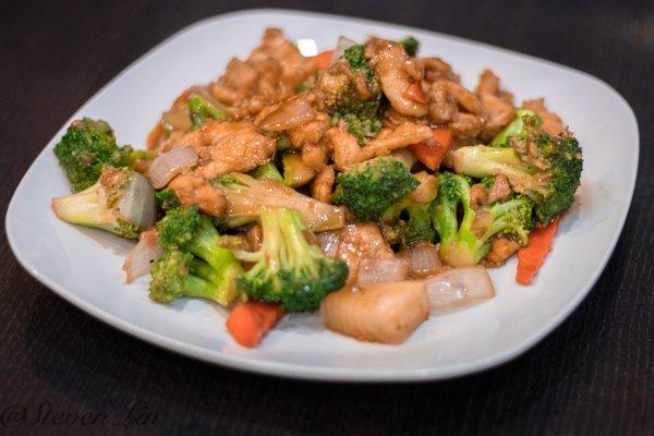 Chicken w/ Broccoli