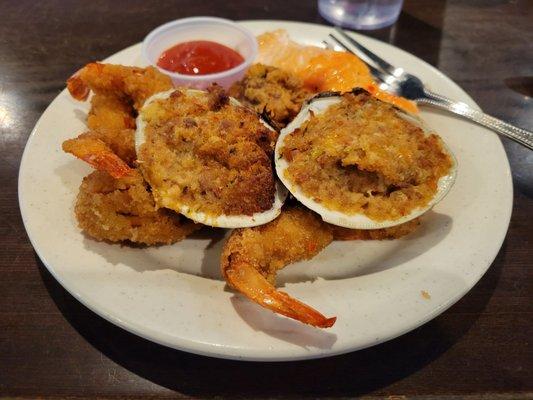 Fried shrimp, stuffed calms, salmon