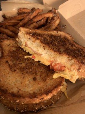 Smoked Tomato & Bacon Grilled Cheese