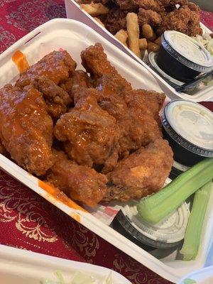 Bone in wings (buffalo w bleu cheese)