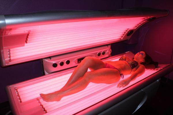 Red light therapy Benefits Stimulates collagen and production reduce wrinkles and fine lines  Evens out skin tones and complexion Imp