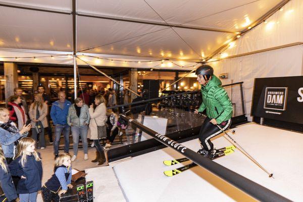 Indoor Skiing & Snowboarding SNOWLIKE STUDIO