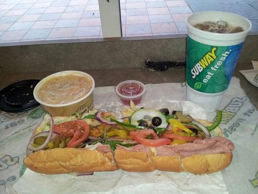 Cold Cut Sub with Soup and Drink