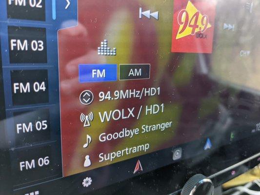 94.9 WOLX