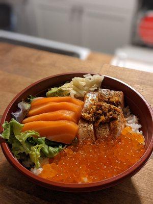 Salmon Oyakodon