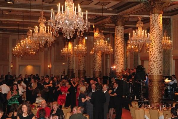 The UpBeat Orchestra performs at the Drake Chicago - Chicago Wedding Entertainment Photography By Joanna Kozek