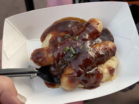 Sausage, colcannon potatoes, gravy. Yum.