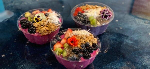 Our yummy Smoothie Bowls - organic, vegan, no ice or fillers, all HEALTH!