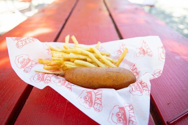 HAPPY HOUR  Every Mon-Thurs, 2:30- 4:30pm
 FREE fries or tots with any regularly priced burger
 Corndogs just $1.25