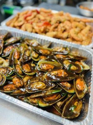 Mussels black bean sauce, prawns salt and pepper