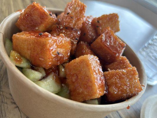 Sweet and spicy tofu rice bowl.