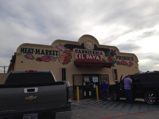 A clean carniceria in Fort Worth?  Yeehaw!!!
My new favorite :)