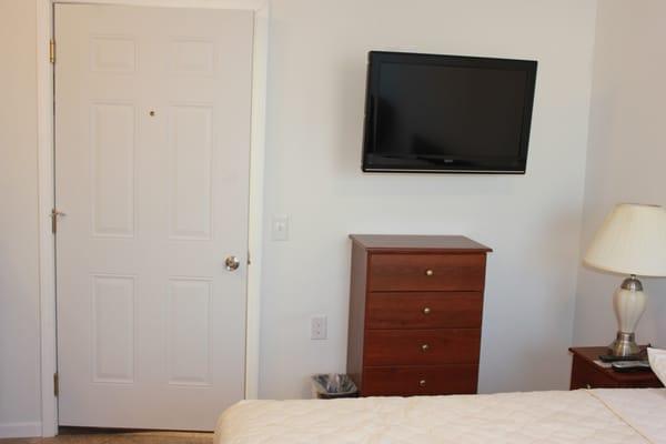 Jr Suite includes a flat-screen TV featuring over 200 channels!