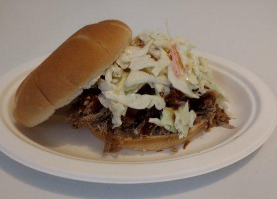 Pulled pork sandwich