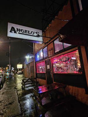 Angelo's