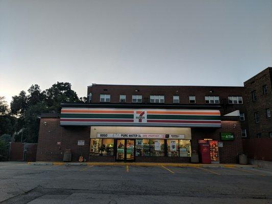 7-Eleven