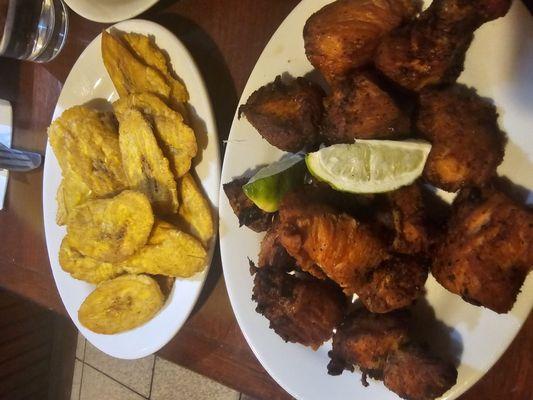 Boneless chicken chunks and green plantains