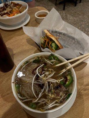 Pho tai nam Ban mi