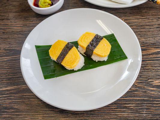 Sweet egg sushi