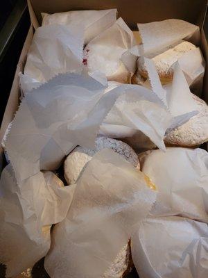 Got a dozen Paczkis in the 22.