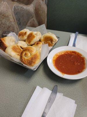 Garlic knots