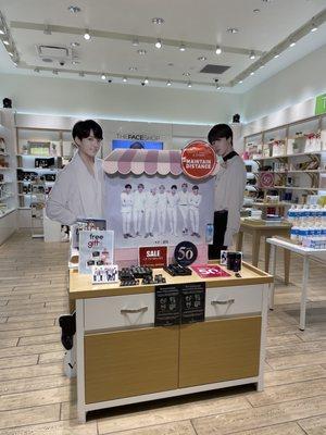 BTS Display