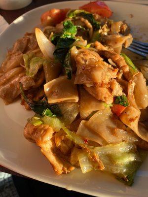 Drunken noodles with Chicken!!  Amazing!! Great service and great flavor!