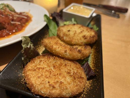 Fried green tomatoes