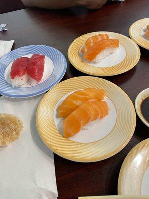 Salmon nigiri