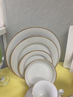 Plateware with gold trim