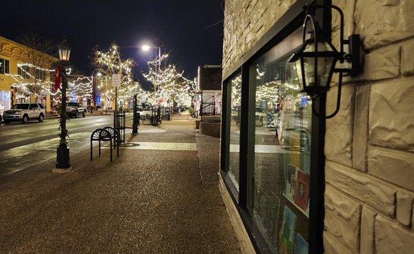 Gaslight Village has the quintessential small-town vibe, complete with an ice cream shop, cute stores and restaurants and a lake to enjoy.