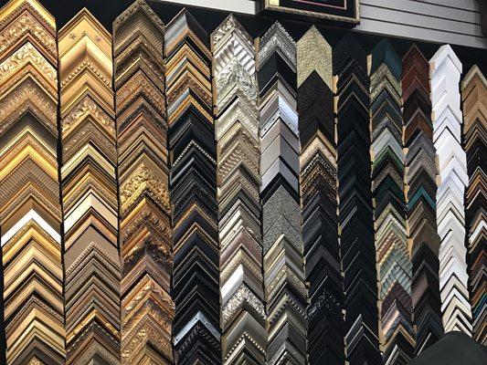 Hundreds Of Frames To Choose From