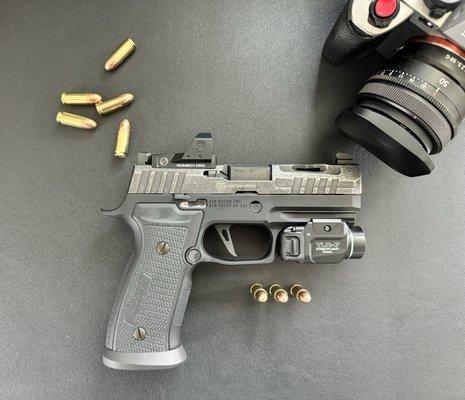 Custom Sig P320 build by Reza.