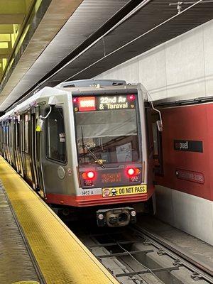 Shuttle to 22nd & Taraval Street Train