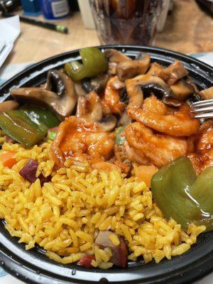 My personal lunch they make for me. Shrimp mushrooms peppers and fried rice.